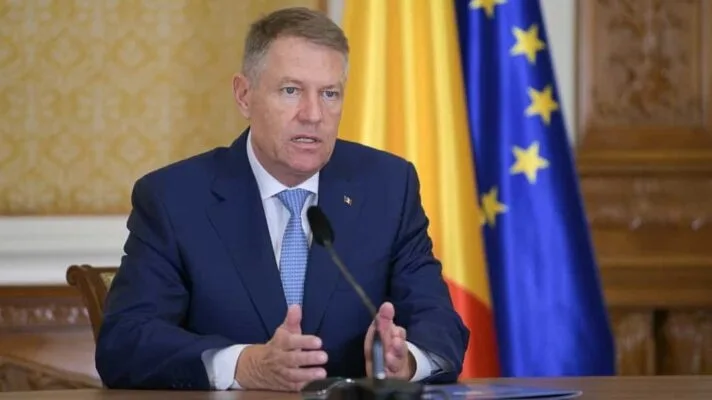 Parlamentul ”flancat” de președintele României pentru  identitatea de gen în școli