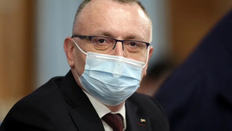 Ministerul Educației: Manualele de clasa a IX-a ar putea ajunge la elevi în luna decembrie