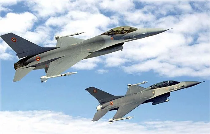 Olandezii trimit mai multe aeronave în România. Alte șase avioane F-16 vor ajunge la Centrul European de Pregătire F-16