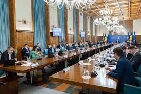 Decizii: punctul de amendă îngheață, tichetele de masă nu sunt calculate în cazul salariului minim