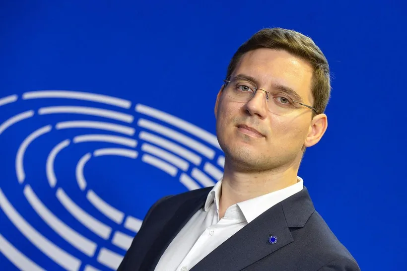 Europarlamentar: Europa și statele membre nu sunt pregătite pentru viitor, iar abandonul și eșecul educațional adâncesc aceste probleme