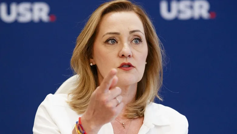 USR îl cheamă pe ministrul Apărării în Parlament