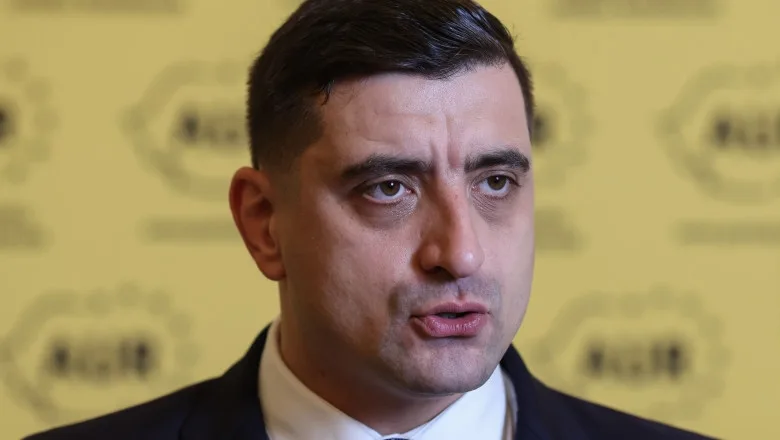 George Simion continuă acuzațiile grave. El a cerut „jupuirea în piața publică” a celor care au dat „lovitura de stat”