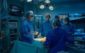 Intervenții chirurgicale pro bono la o mare clinică privată din Cluj-Napoca