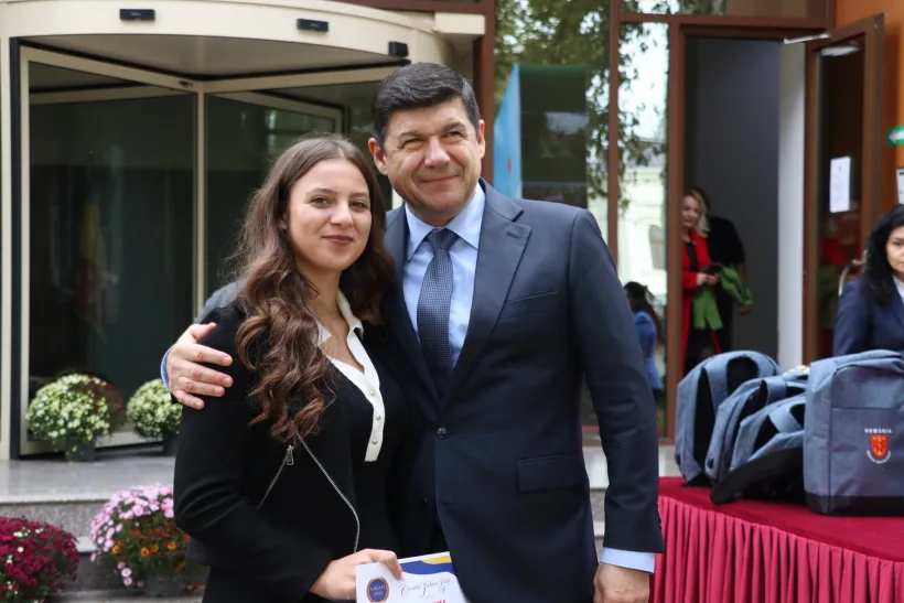 Costel Fotea: „Nicio criză nu trebuie să-i afecteze pe copiii care obțin rezultate excepționale”