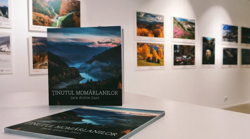 Expoziția „Ținutul Momârlanilor – Țara dintre Jiuri”