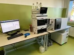 Sistem integrat LC–MS achiziționat în Arad pentru depistarea substanțelor psihoactive