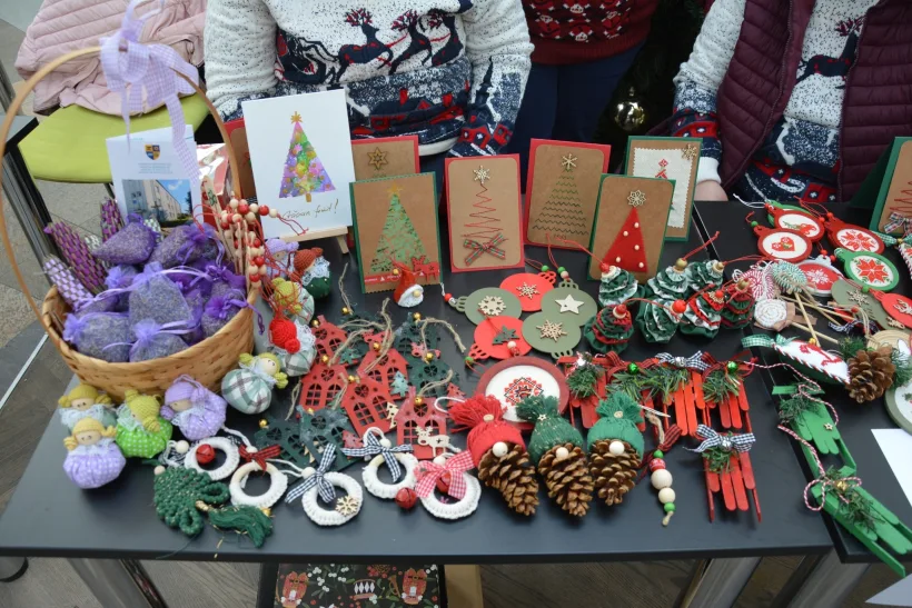 Târg de lucrări hand-made, realizate de beneficiarii DGASPC Cluj