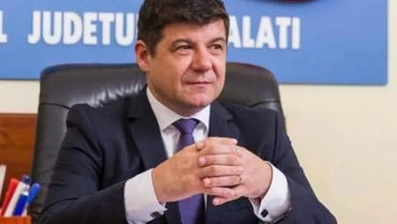 Președintele CJ Galați, Costel Fotea: DJ 252 rupt temporar pentru a permite scurgerea controlată a apei