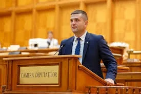 Radu Miruță anunță deblocarea situației celor 21 de trenuri noi rămase în Gara Obor